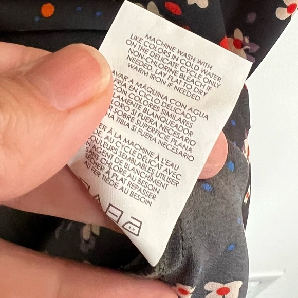 CAbi Style 3828 Muse Floral Dress - Picture 13 of 13